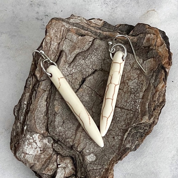 5 For $25💫Santa Fe Boho White Spikes Earrings Dangles - Picture 5 of 5